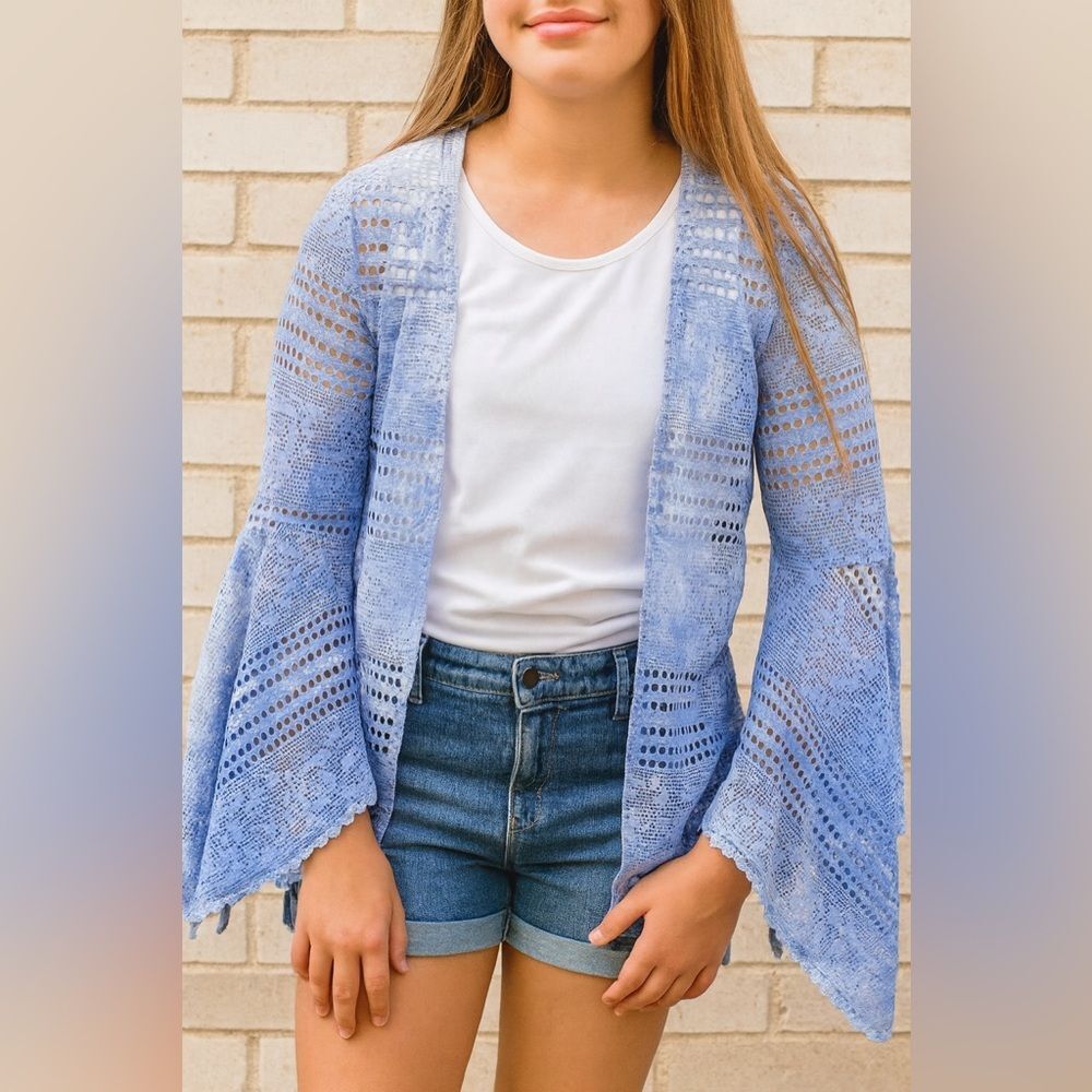 Amy Byer Girls XL 16 Blue Lace Bell Sleeve Layered Tank Top 2-in-1